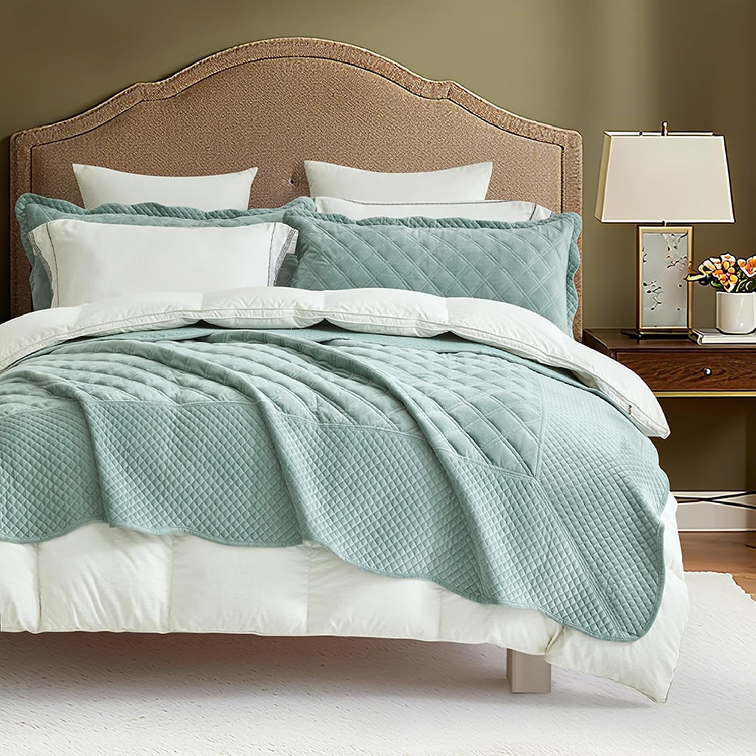 Blythease Oversized Velvet Bedspread Coverlet Set, Diamond Quilted Reversible 5 Piece Bedding Cover